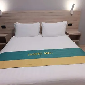 Hotel Miu **