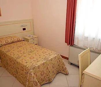 Hotel Plazza Porcari