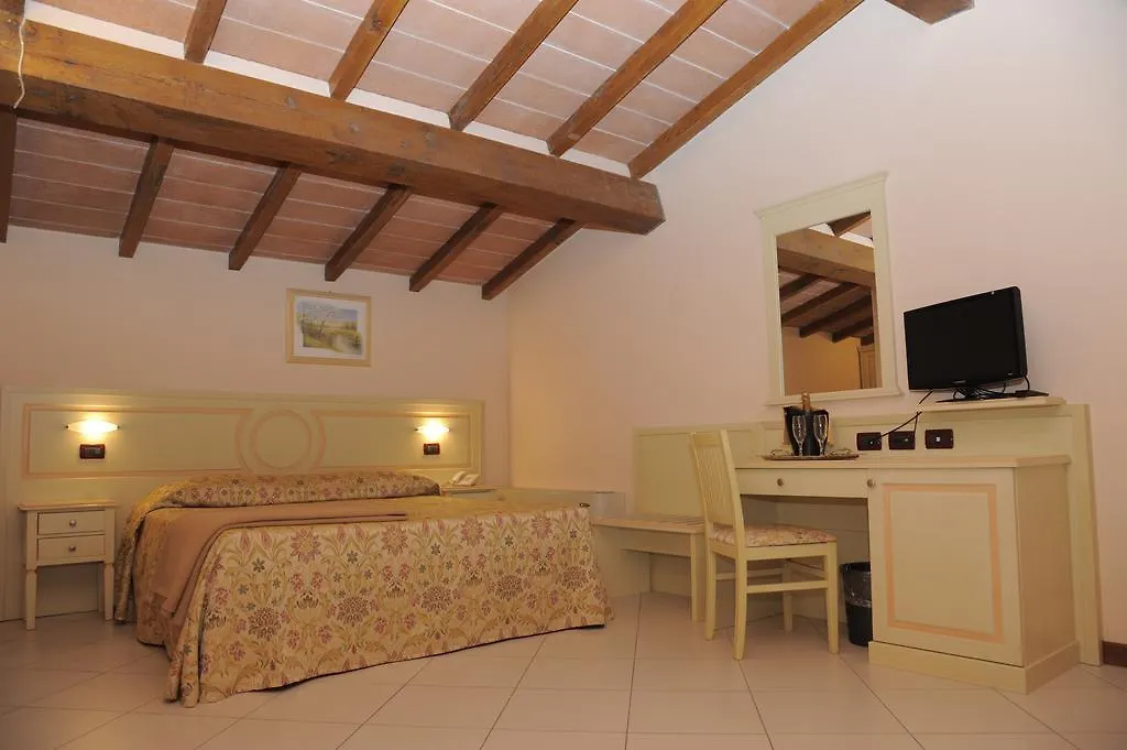 Hotel Plazza Porcari